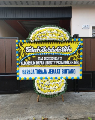 Papan Bunga Duka di Tegalharjo